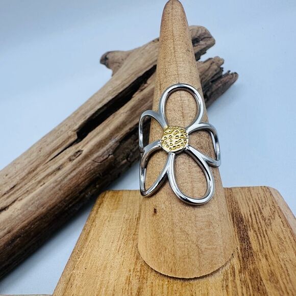 Silver & Gold Flower Statement Ring- Stainless Steel 18K - Picture 3 of 6